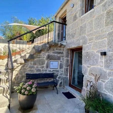 Casa Con Encanto En Ribeira Sacra Semesterbostad *