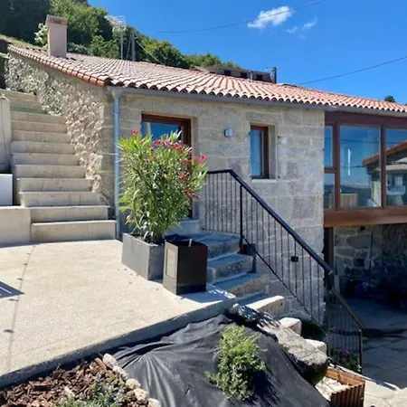 Casa Con Encanto En Ribeira Sacra Semesterbostad